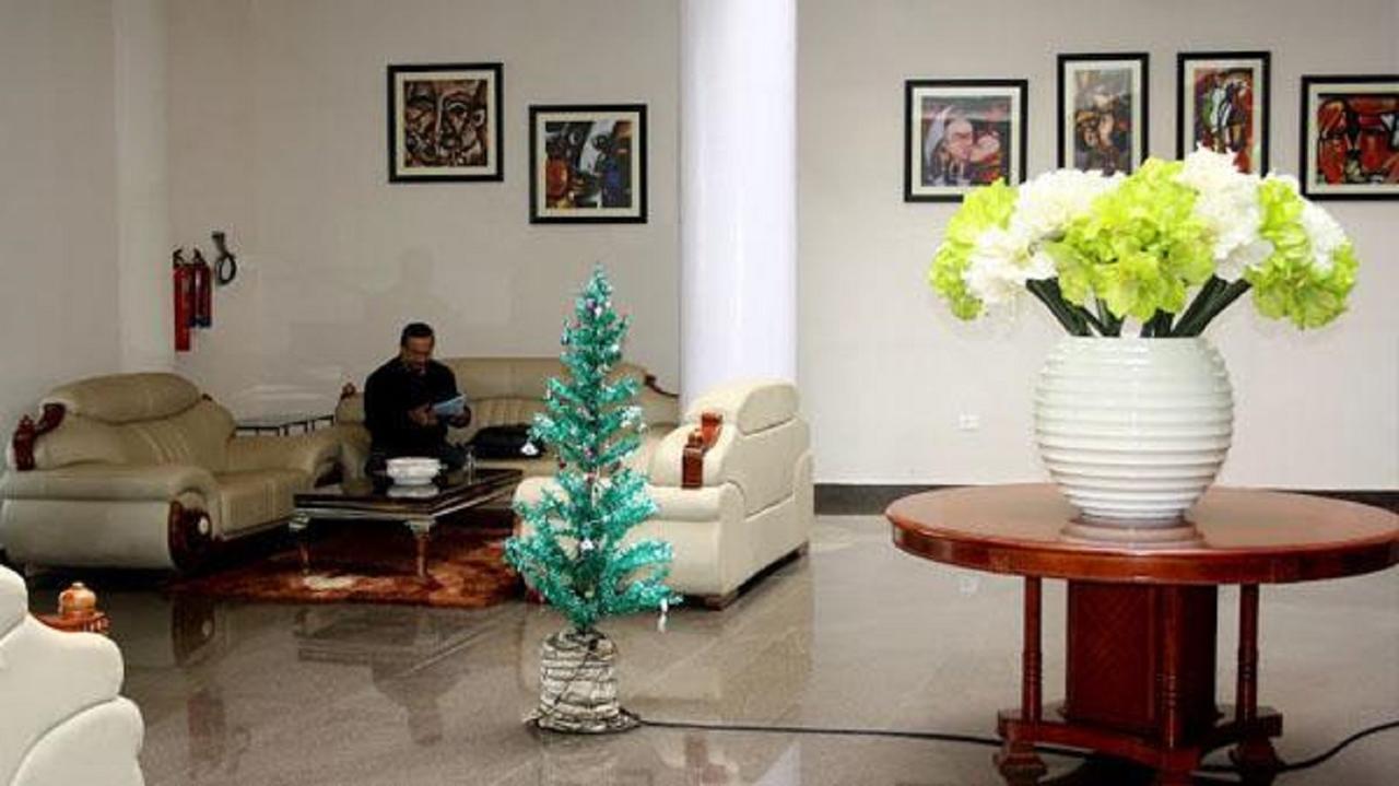 Deo Residency & Resorts Duburi Esterno foto